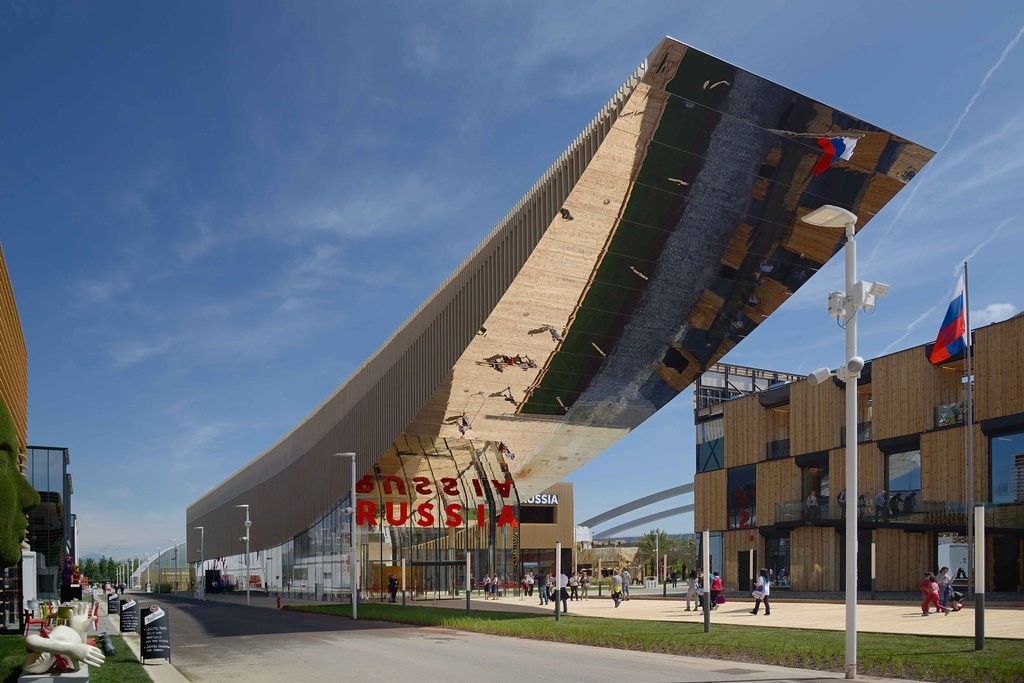 1 мая на выставке EXPO Milano  2015 открылся Российский павильон, построенный по проекту бюро SPEECH